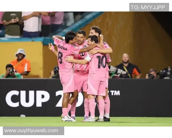 梅西禁区低射中柱阿连德远射击中横梁运气不佳令人惋惜