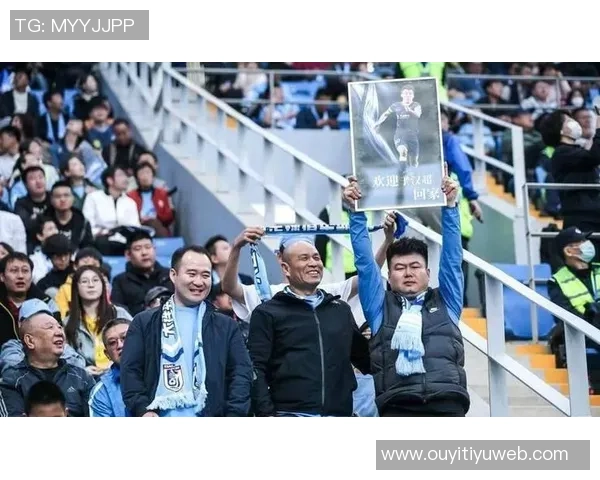 媒体人揭秘申花门将教练罗伯茨的辉煌履历曾任阿森纳米兰教练并在华夏执教