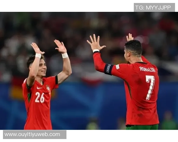 小孔塞桑谈偶像梅西与C罗的影响力与学习心得