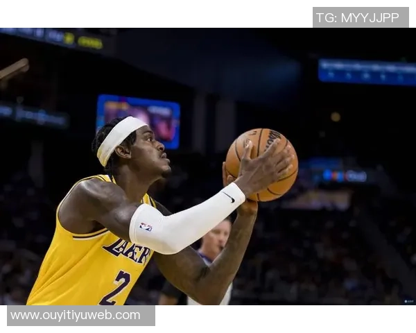 浓眉因腿部伤势缺席周日对活塞比赛球队面临严峻考验