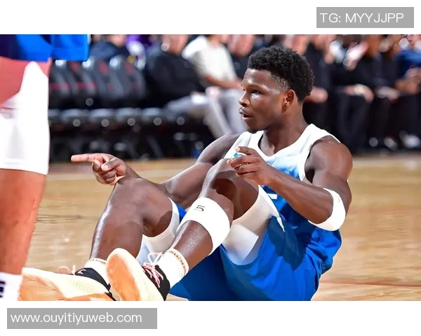 爱德华兹第三节狂飙16分前三节已斩获34分展现超强状态