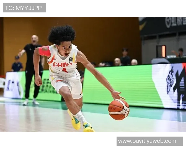 只管打球好看三球表现抢眼却三分失准成比赛遗憾